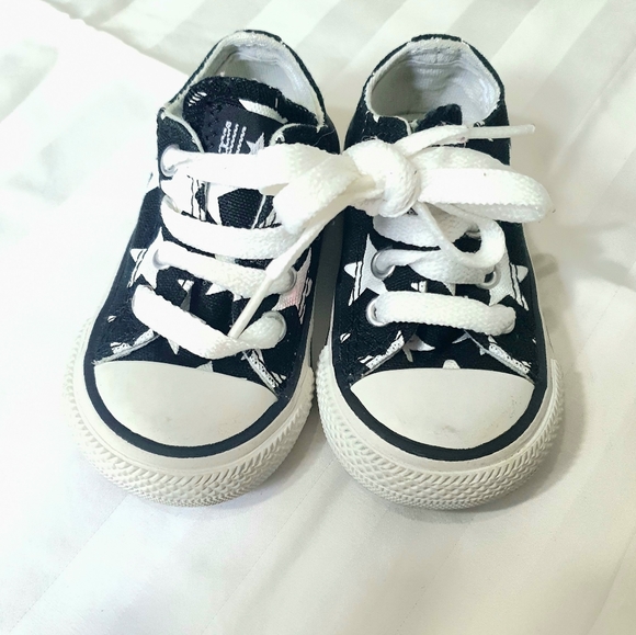 Converse Toddler Infant Shoe - Picture 2 of 6